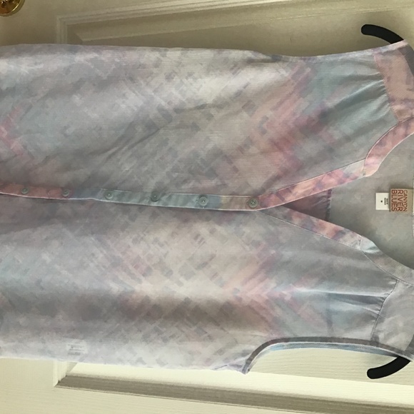 Canyon River Blues summer top - Picture 2 of 2